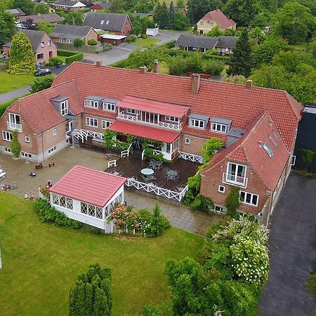 Hotel Lolland Norreballe Екстер'єр фото